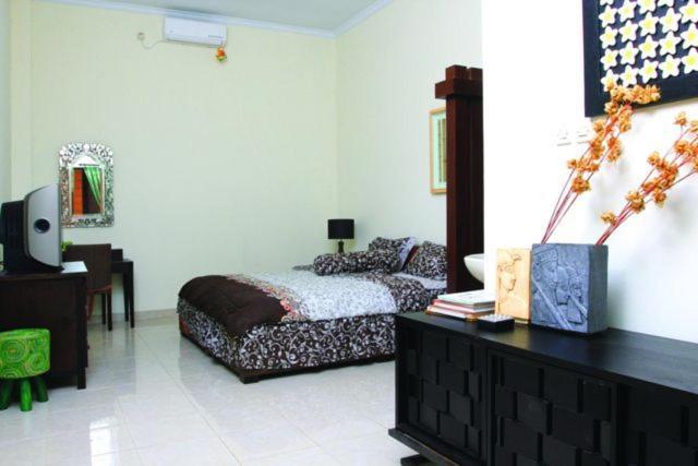 Pondok Villa Hotel Jogjacarta Quarto foto